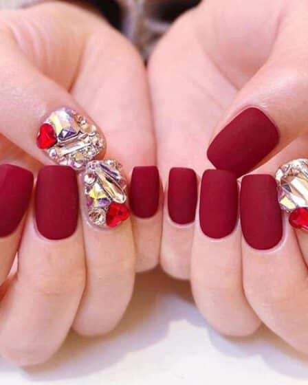 kiểu nail đẹp năm 2021